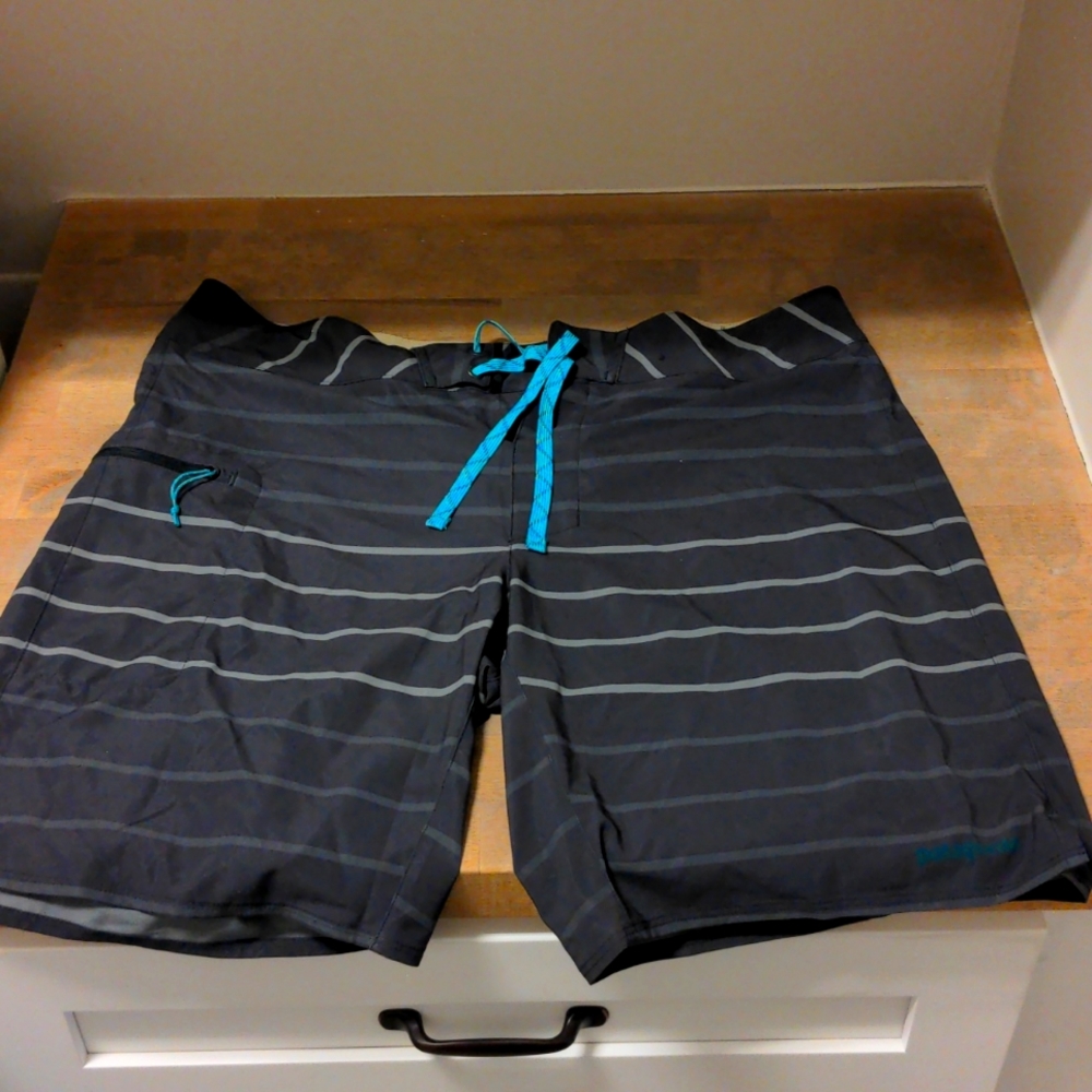 New Patagonia 19" Boardshorts 36 Ink Black Gray